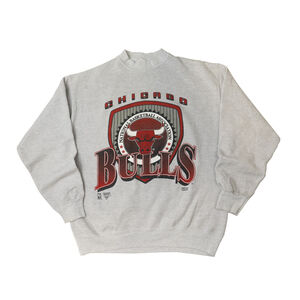 Vintage 90s Chicago Bulls Graphic Crewneck Sweatshirt Size L